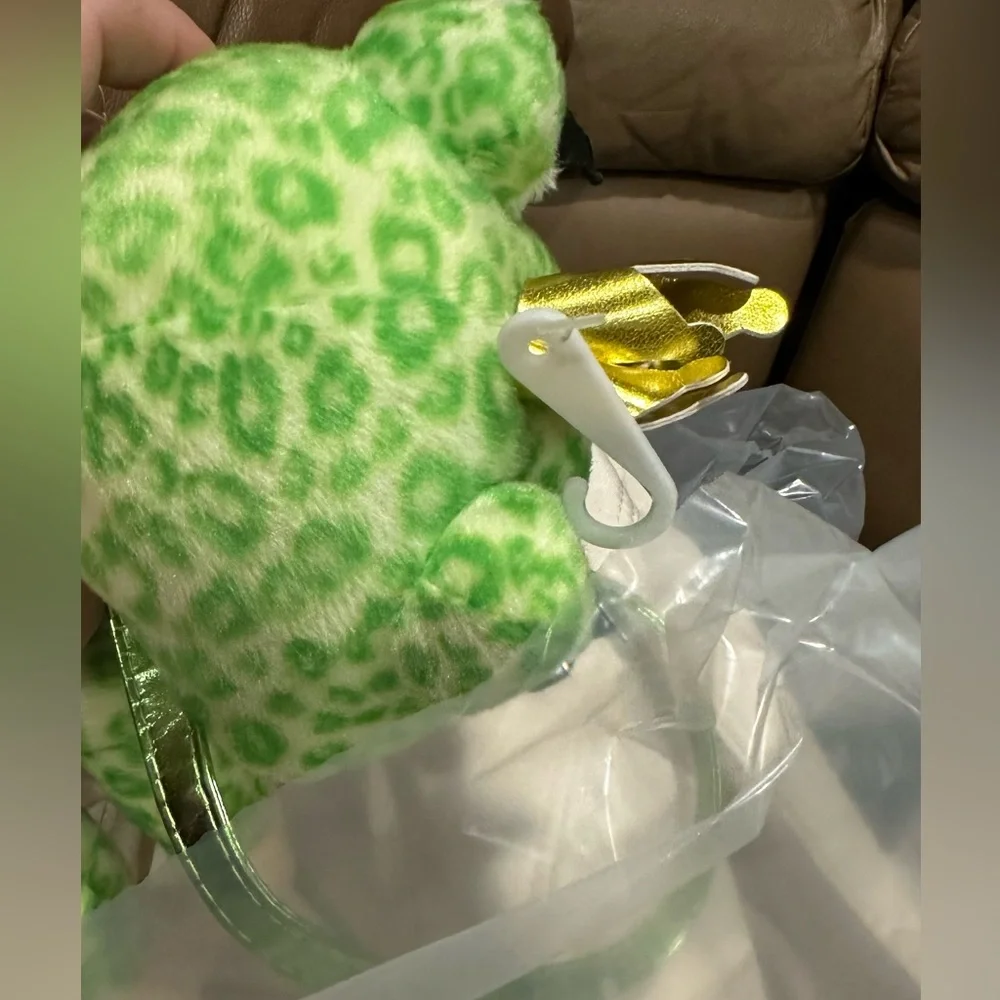 NWT! Girls pocketbook bag cute Green Frog Plush with zippered pocket